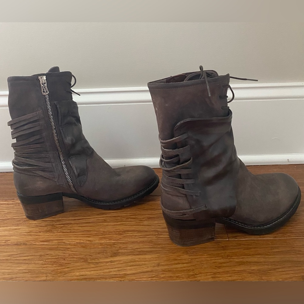 A.S.98 Leather & Suede boots. Size 38 (8/8.5 US) Color Smoke. Never Worn.